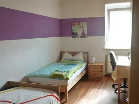 Apartment Grosse Mit Vier Schlafzimmern *