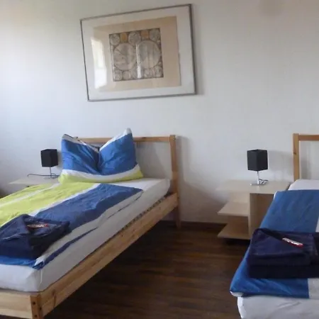 Grosse Mit Vier Schlafzimmern Apartman