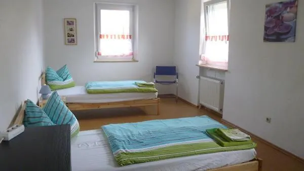 Grosse Mit Vier Schlafzimmern